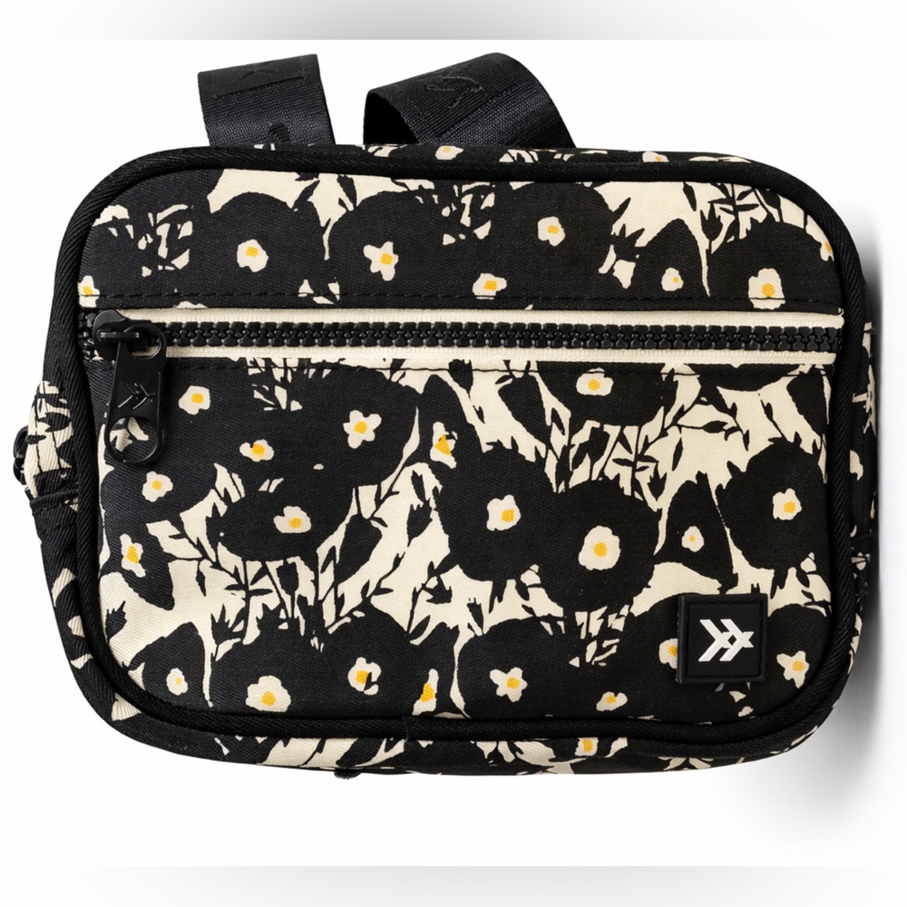 Thread Black Floral Belt Bag Crossbody Sling Adjustable Strap - Picture 3 of 8